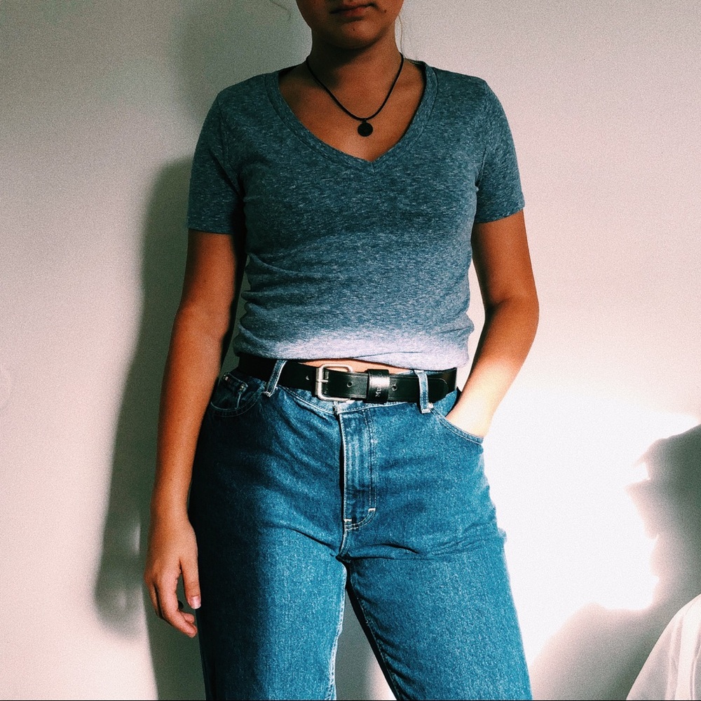 blue tshirt